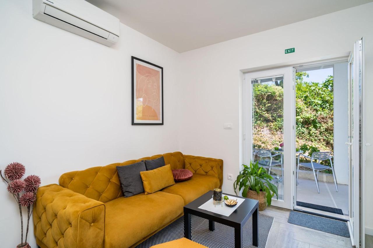 Voga Apartment
